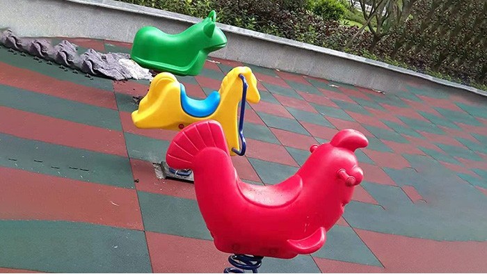 室外健身器材廠家地址