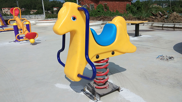 戶外老人健身器材