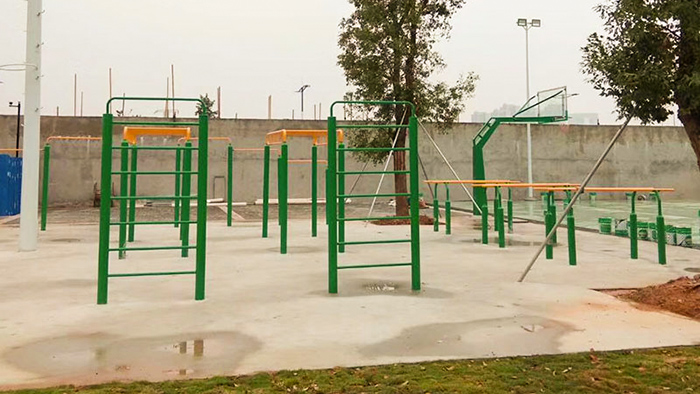 中山浪網(wǎng)小學(xué)戶外健身器材套系增添完成