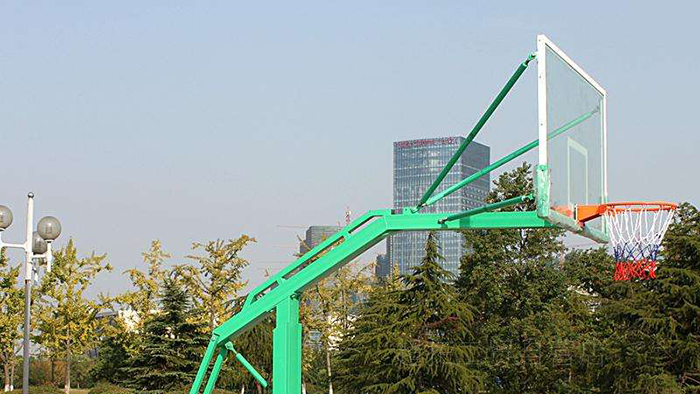 手動(dòng)液壓籃球架