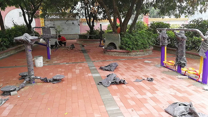 喜報！佛山雅居樂小區(qū)36套公共健身器材已安裝到位